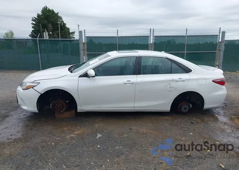 2016 Toyota Camry Se z USA, uszkodzony, nr VIN 4T1BF1FK8GU189033